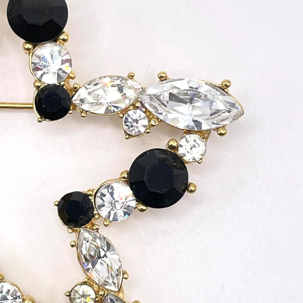 Monet Signed Vintage Star Clear Black Glass Crystal Pin Brooch